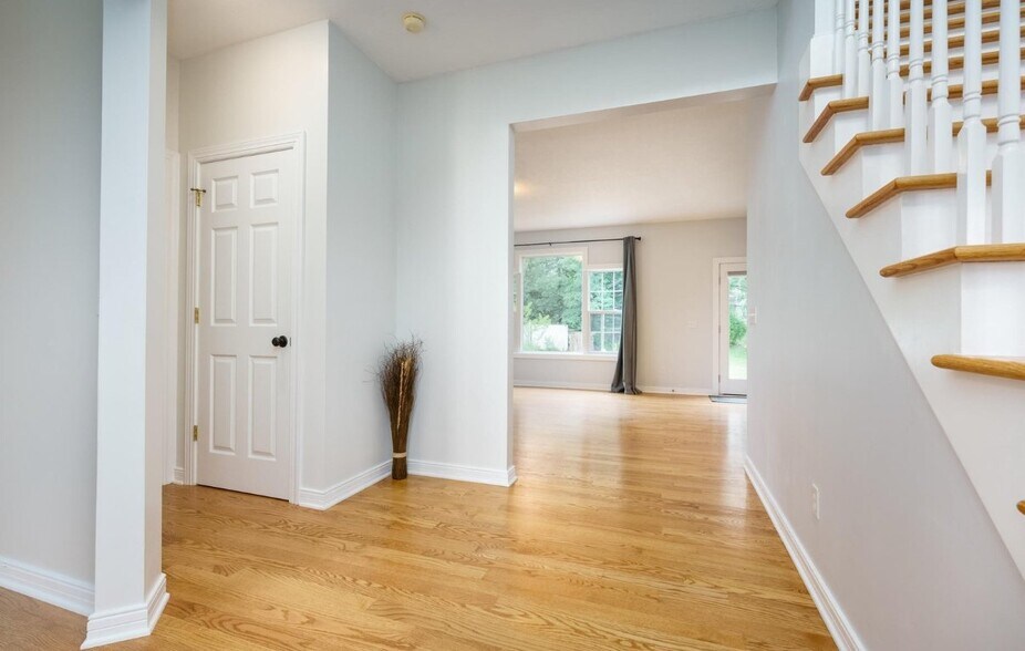 Building Photo - 5218 Stapleton Dr
