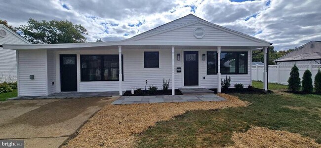 Primary Photo - 702 Beaumont Rd