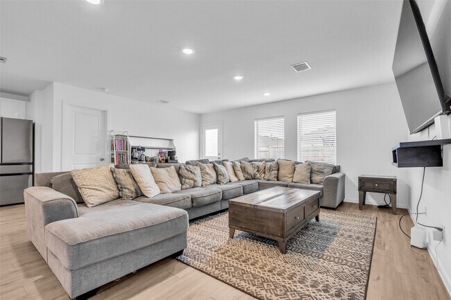 Building Photo - 9815 Bellwick Holw Ct