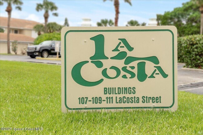 Building Photo - 101 La Costa St