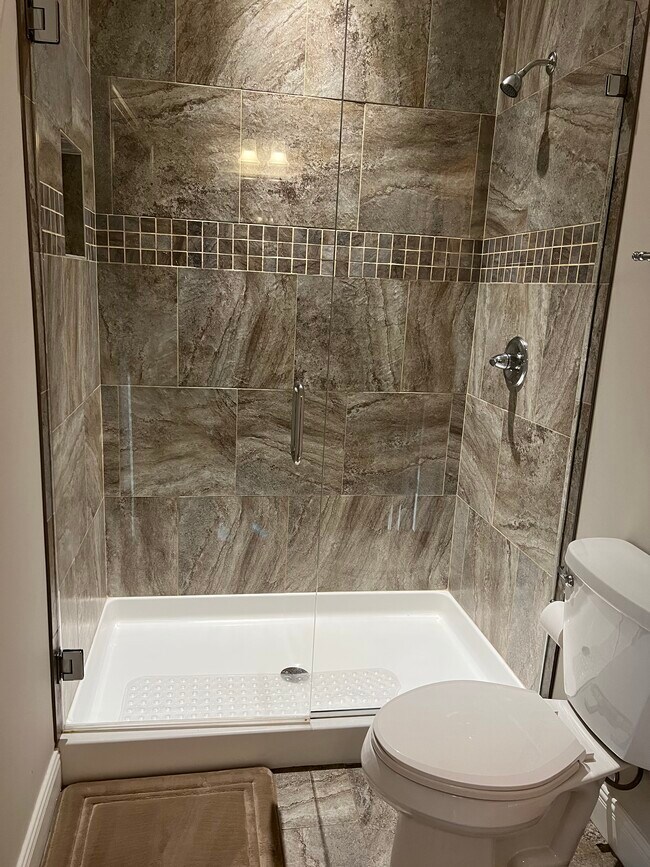 Building Photo - 510 Bowerwood Cir