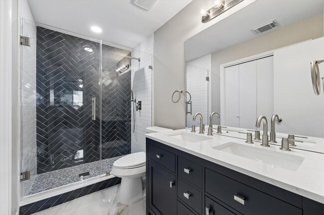 Building Photo - 16807 Forthloch Ct
