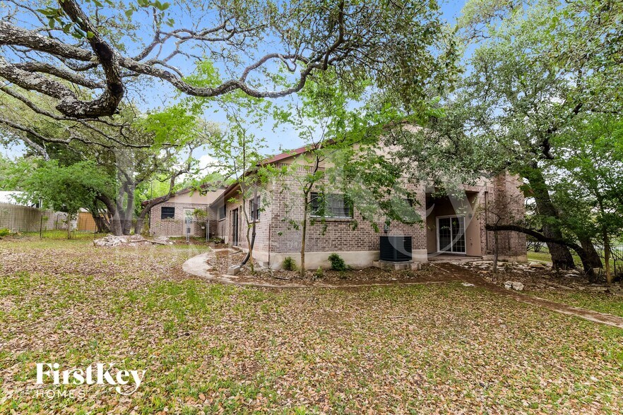 Building Photo - 303 Mountain Echo