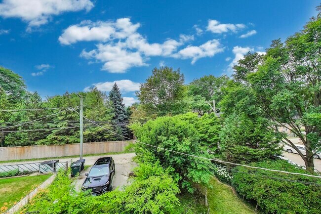Building Photo - 4257 Oakton St