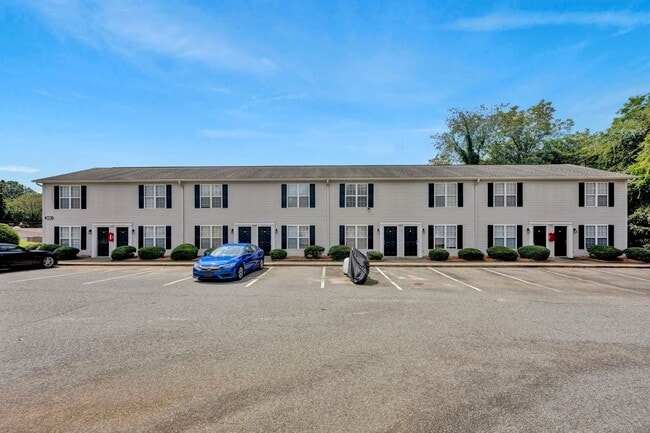 Interior Photo - White Oak Apartments
