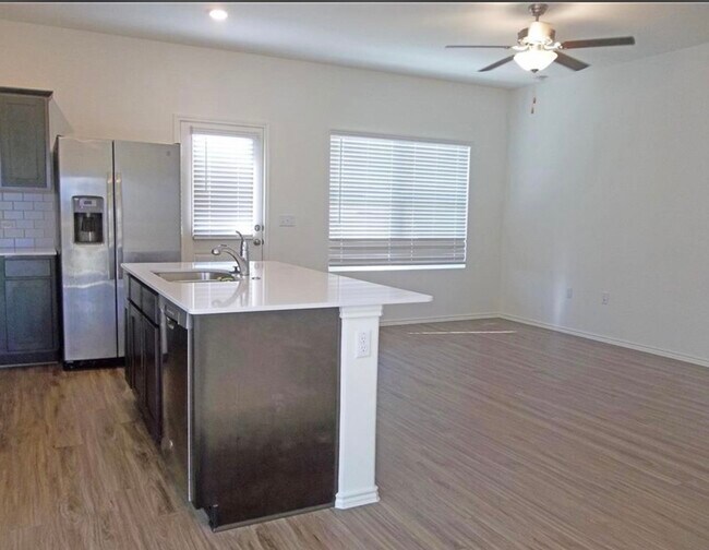 Building Photo - 15209 Spruce Frost Cv