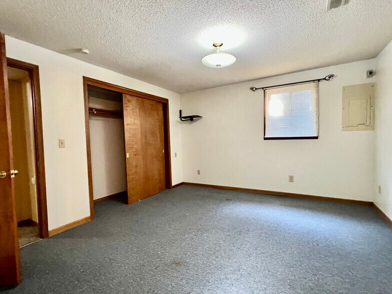 Basement bedroom #3 - 1019 SW Kent Pl