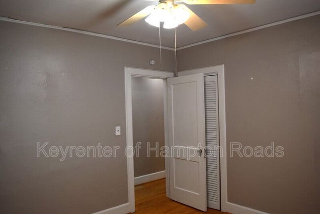 Building Photo - 4809 Colonial Ave
