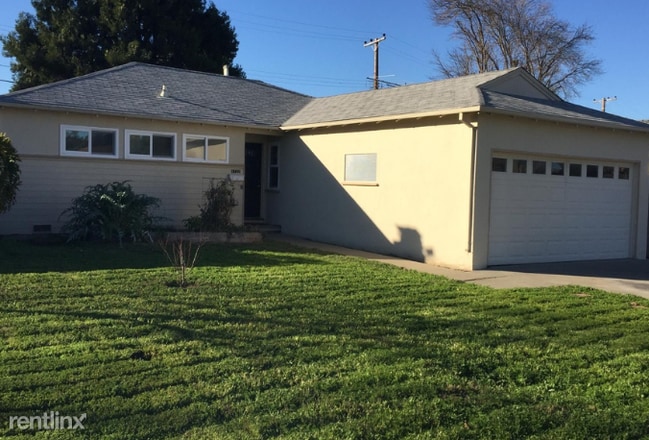 Primary Photo - 3 br, 1 bath House - 1722 Townsend Ave