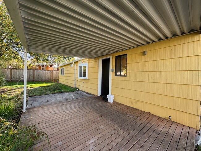 Building Photo - 2835 Pearl St