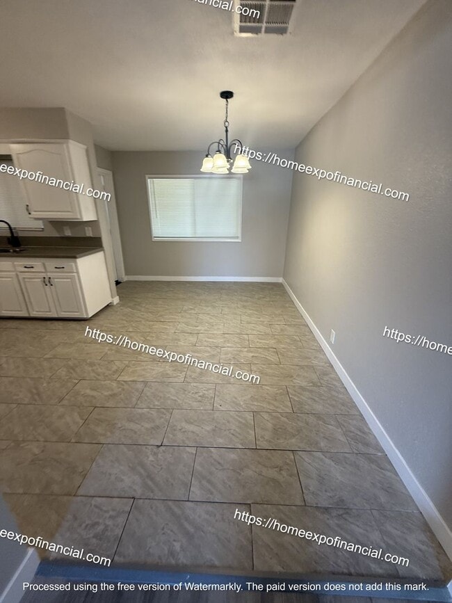 Building Photo - Nice Home For Rent