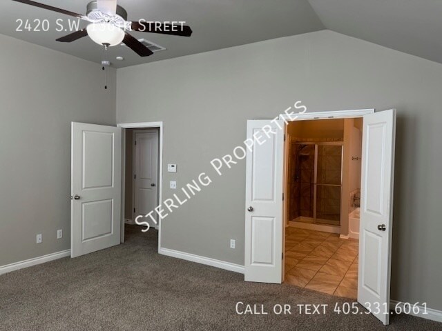 Building Photo - 2420 SW 136th St