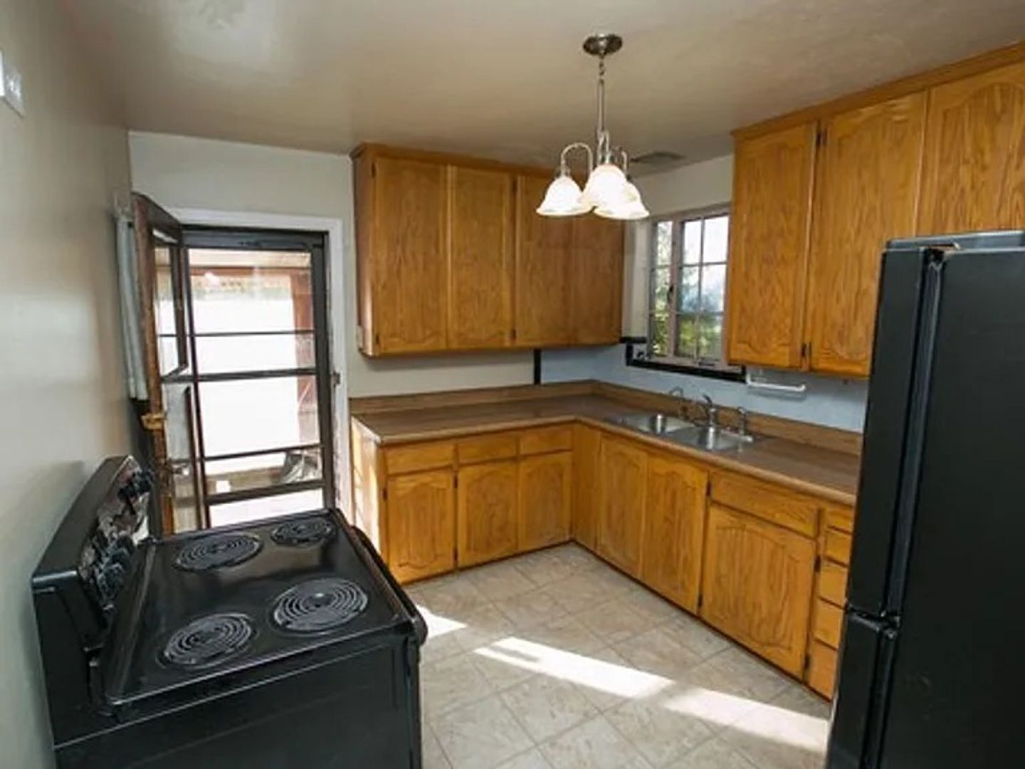 Building Photo - 1395 N Harlan St