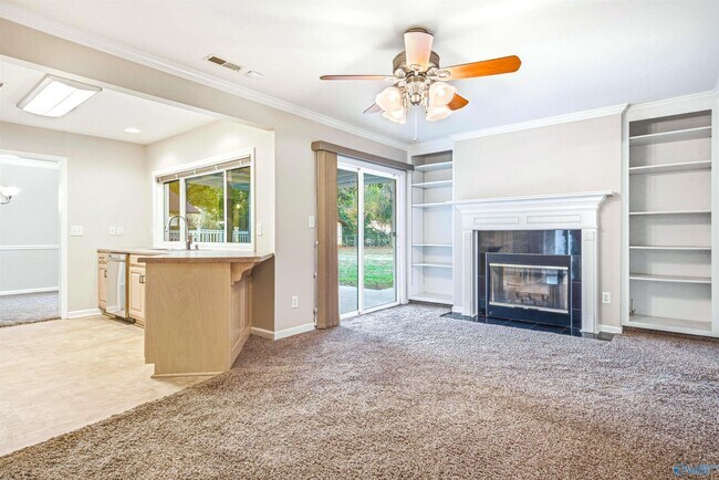 Building Photo - 2008 Burlingame Dr SE