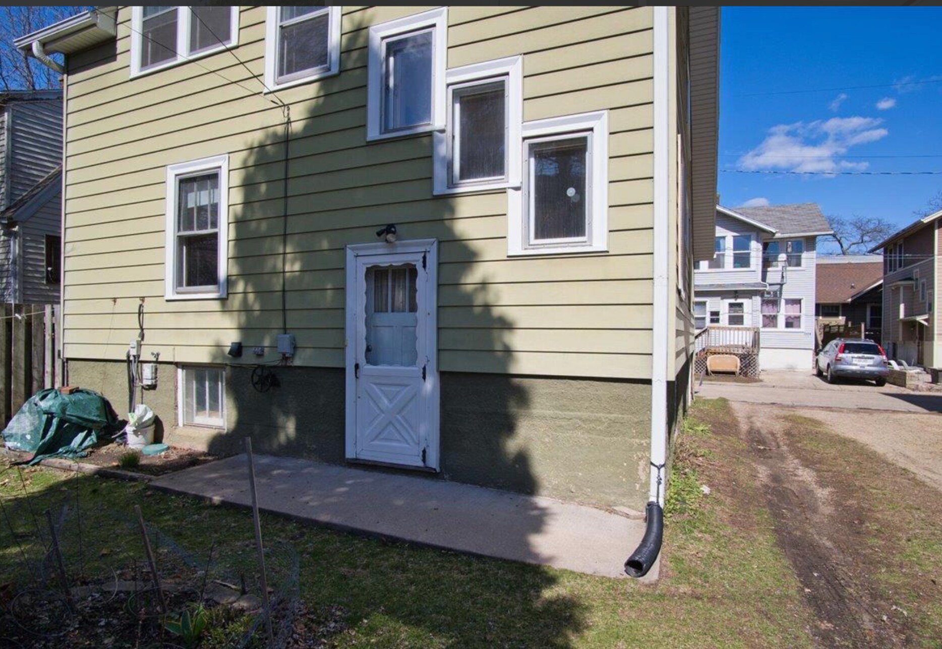 Building Photo - 166 Rodney Ct