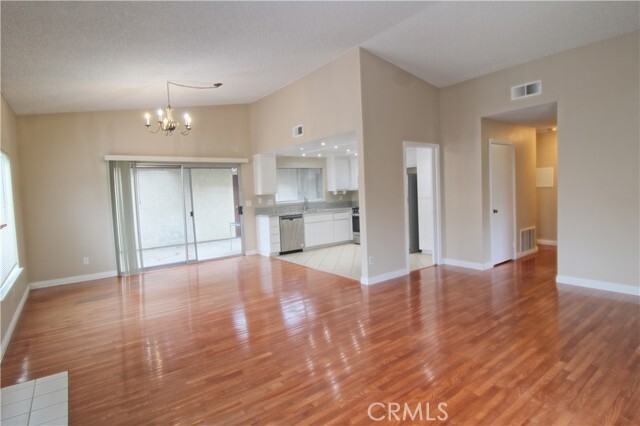 Building Photo - 1044 Ardmore Cir