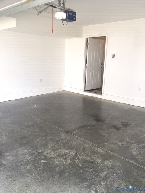 Building Photo - 7474 Pebble Lake Dr