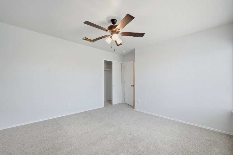 Building Photo - 535 Centro Hermosa