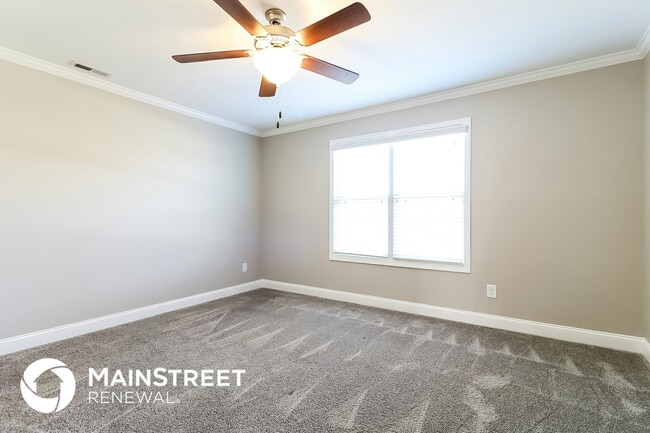 Building Photo - 107 Heart Pine Dr