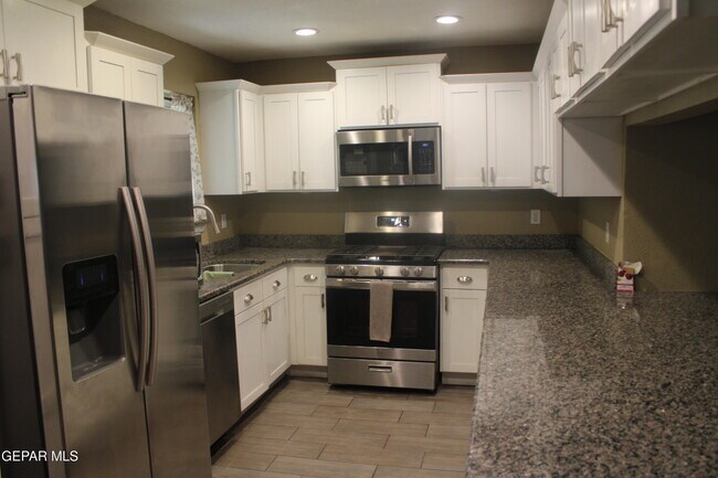 Building Photo - 3145 Red Sails Dr