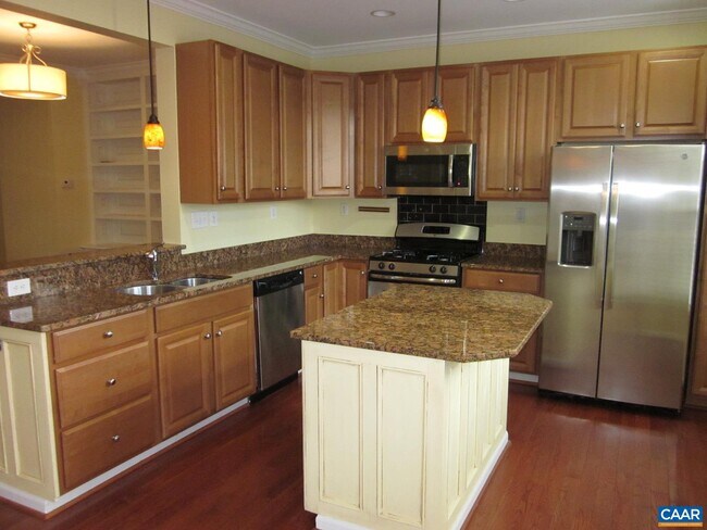 Building Photo - 2130 Lockwood Dr