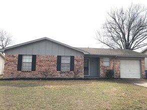 Building Photo - 3110 Leanne St
