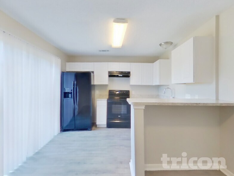 Building Photo - 7740 Sign St