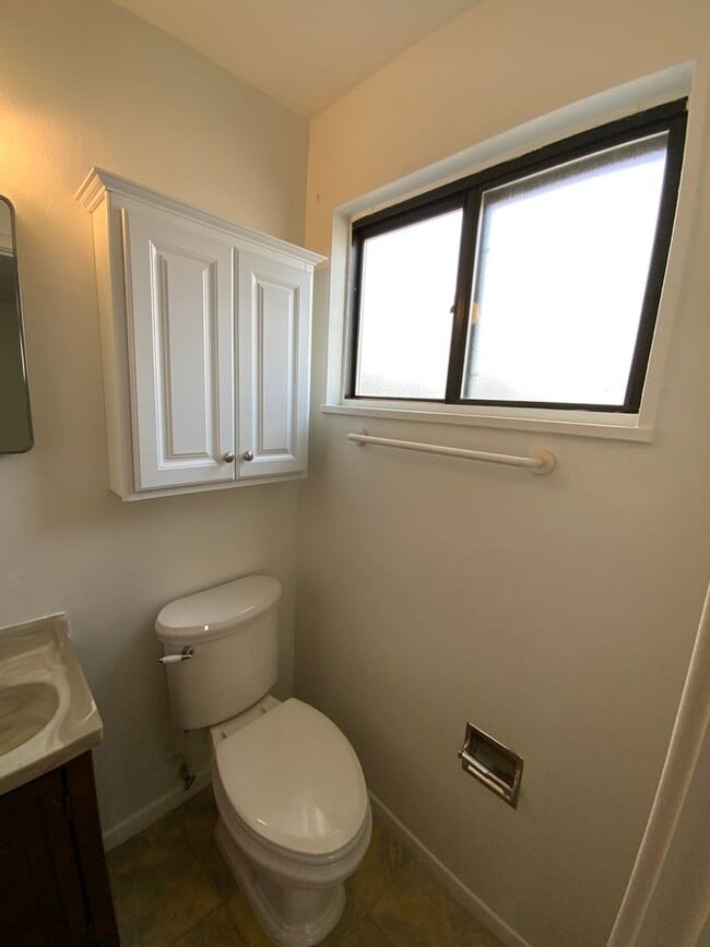 Building Photo - 3 Bedroom Single Story Home Available Near Eubank Blvd NE & Indian School Rd NE!