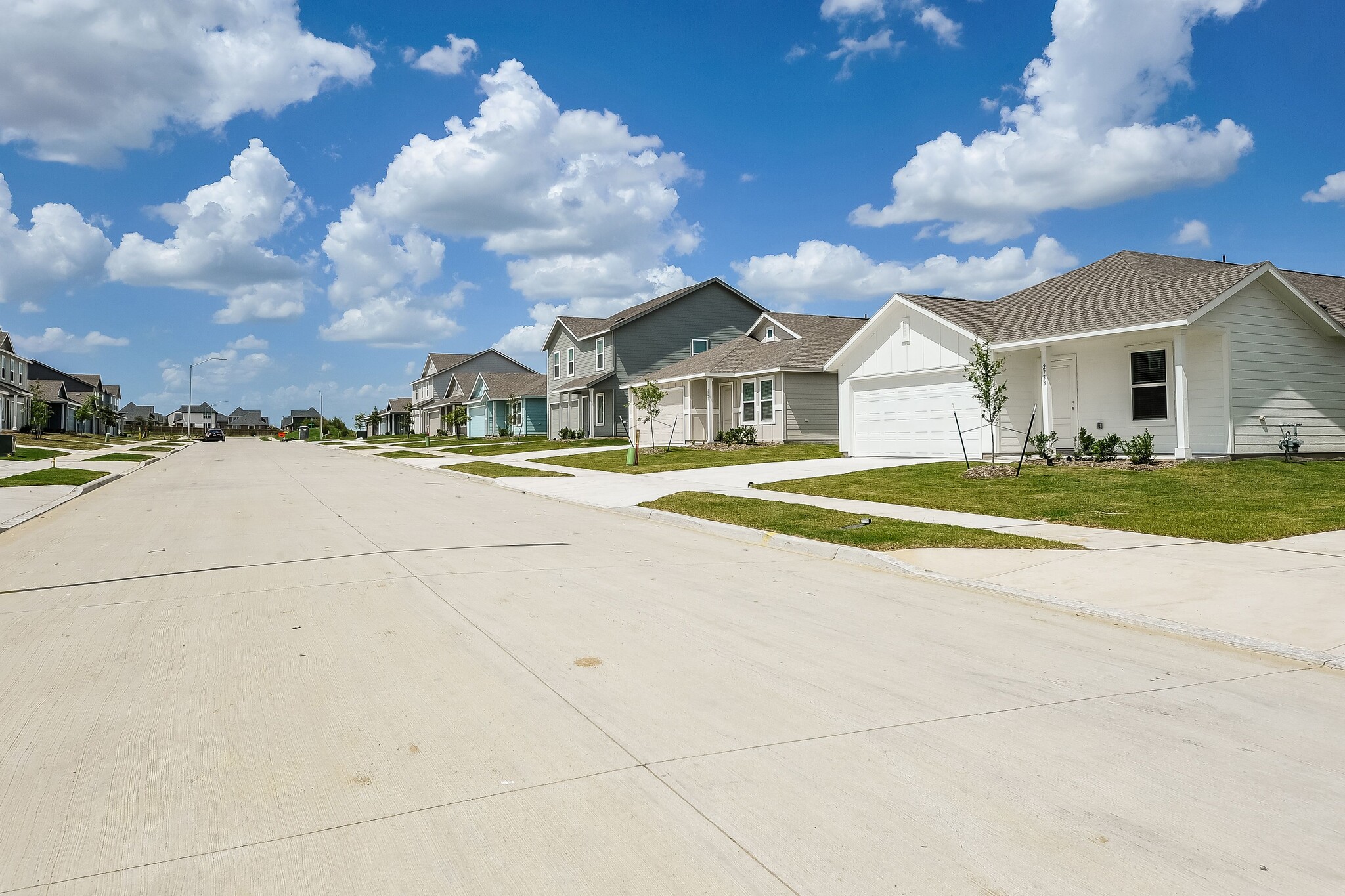 Building Photo - 2753 Mistwood Dr
