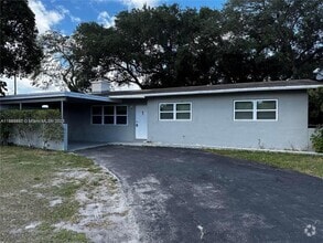 Building Photo - 3 bedroom in North Miami Beach FL 33179