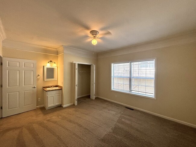 Building Photo - 4br House near Campus, Stadium, Downtown! ...