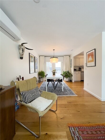 Building Photo - 14 Pocahontas Dr