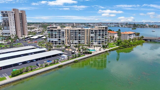 Primary Photo - 7400 Sun Island Dr S