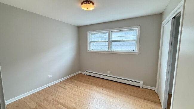 Building Photo - 3658 N Laramie Ave