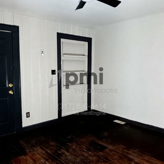 Building Photo - 1619 S Randolph St