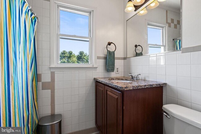 Building Photo - 4301 Mountain View Dr