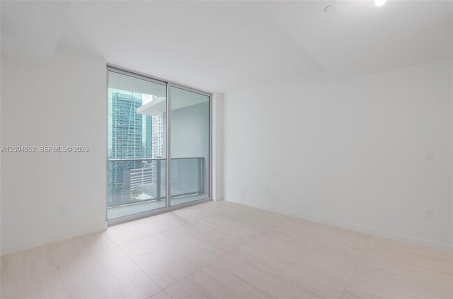 Building Photo - 77 SE 5th St