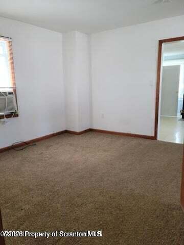 Building Photo - 1007 Line St