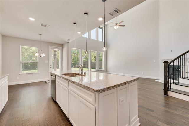 Building Photo - 306 Duxbury Ct