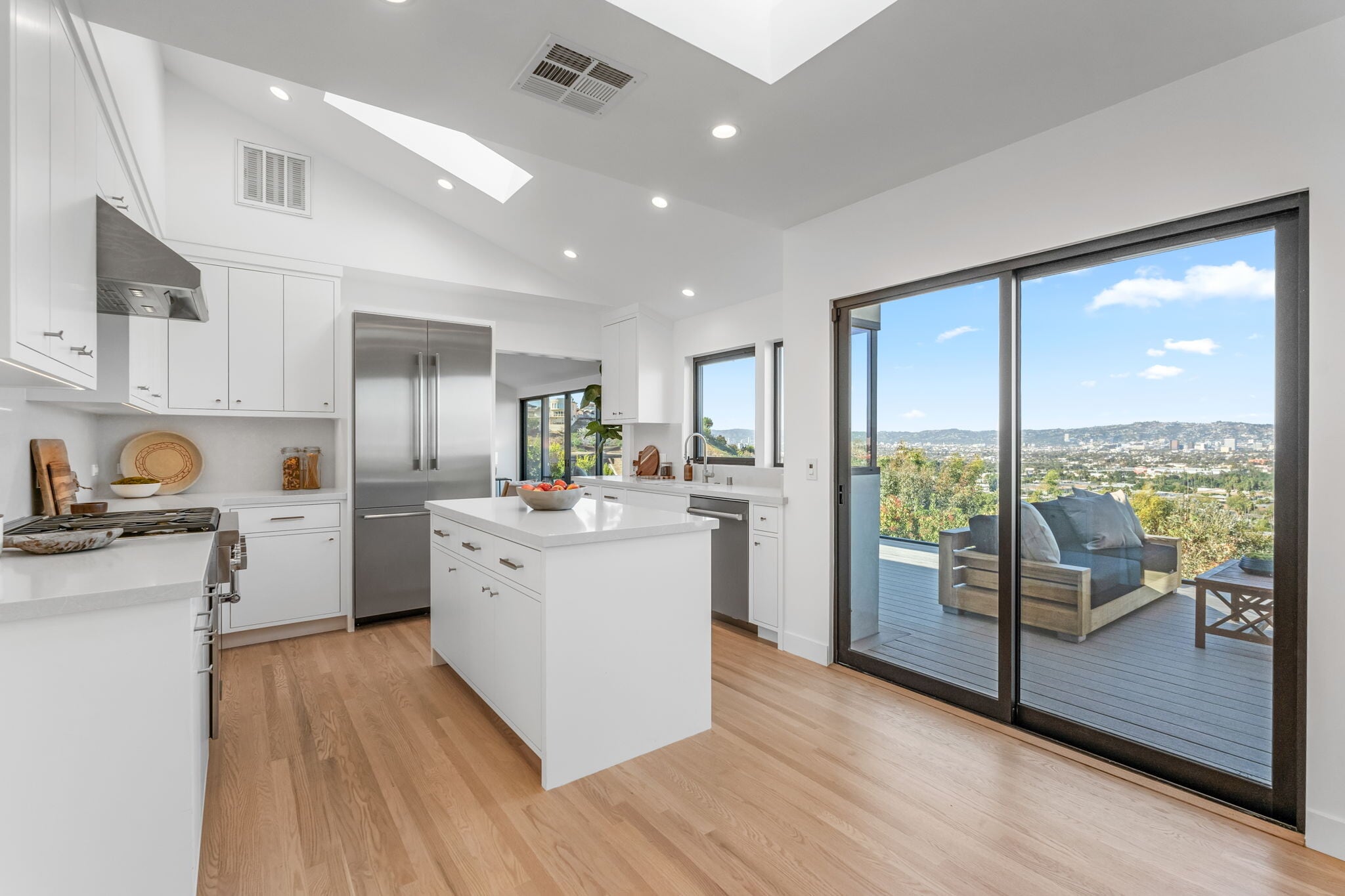 Kitchen - 4301 Don Arellanes Dr
