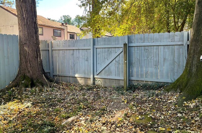 Building Photo - 5531 Quail Thicket