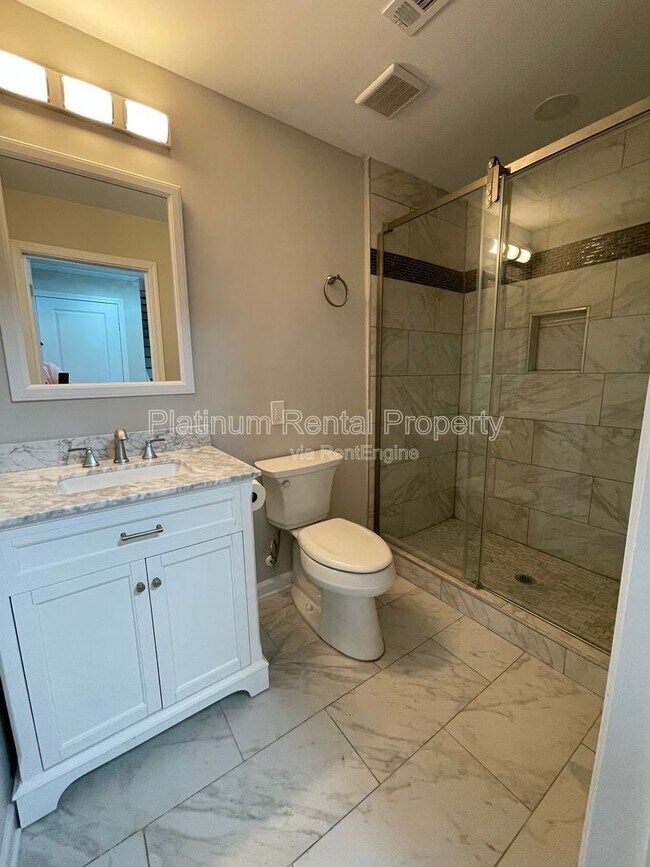 Building Photo - 600 Belton Ct