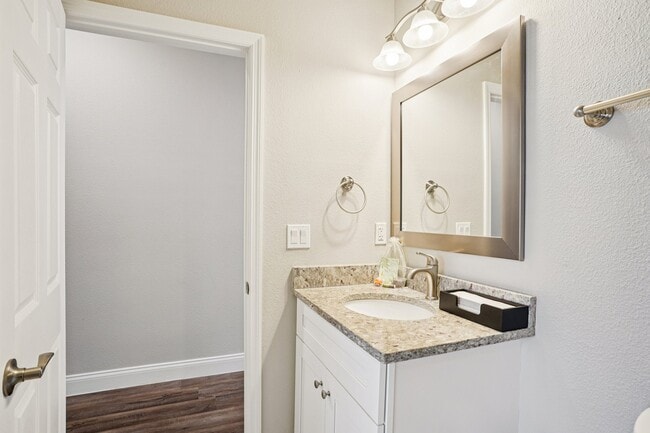 Floorplan - Eleven Oaks