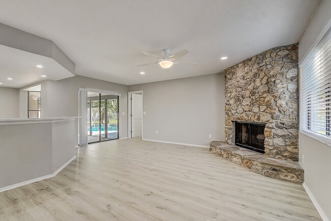 Building Photo - 6320 Edge O Grove Cir