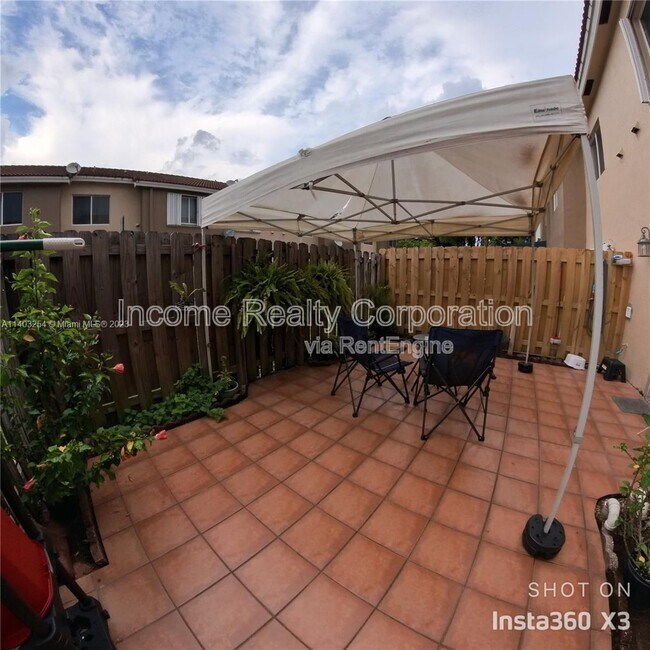 Building Photo - 13165 SW 64th Terrace