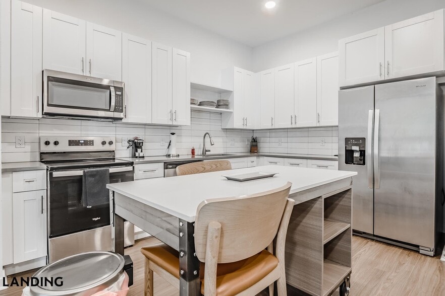 Building Photo - 515 Corso Ln