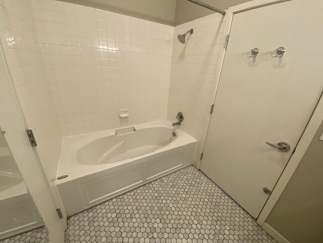 Building Photo - Great LoHi Condo - License #2023-BFN-0073421