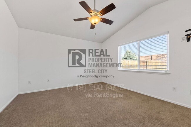 Building Photo - 842 Edna Way