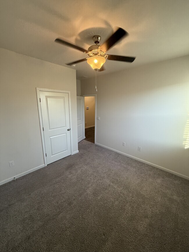 Building Photo - 2672 Pegasus Pl