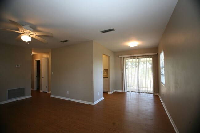 Building Photo - 3 bedroom home with large yard on the west end!